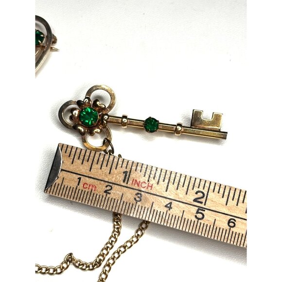 Vintage LINC 1/20 12KGF 1Heart & Key Brooch With Green Gemstones - Picture 7 of 11